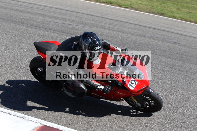 /Archiv-2025/48 25.08.2025 Cornu Master School ADR/gruen-vert/19